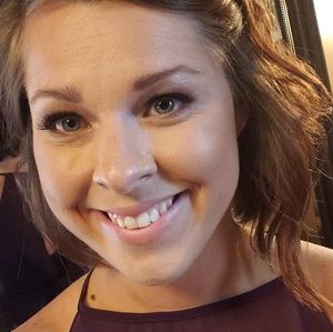 Meet your Posher, Nikki